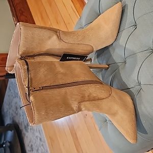 Express Brown Haircalf Thin Heels Boots
